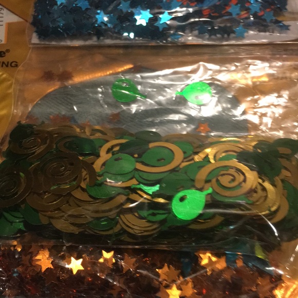 Despicable ME 2 NEW Mylar 18” Balloons+DM Confetti - Picture 4 of 7